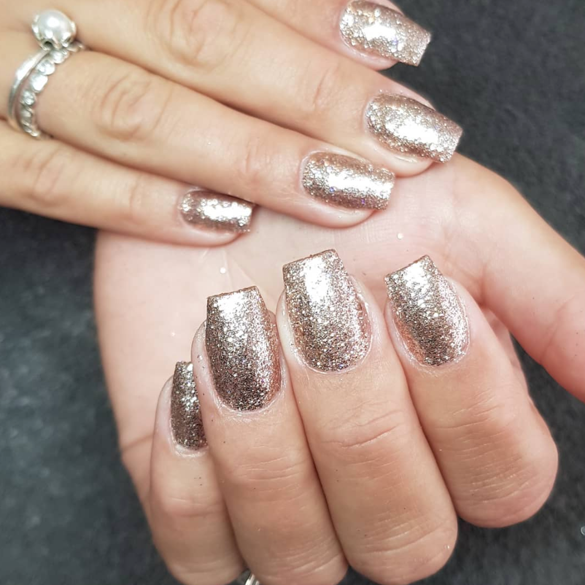 Anastasia Glitter
