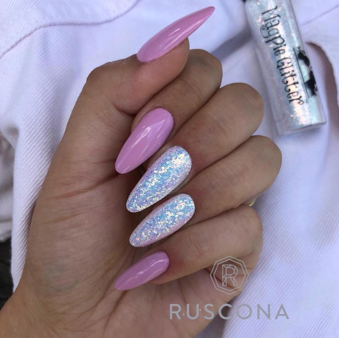 Jasmine Glitter