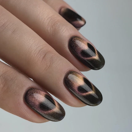 Magpie Cat Eye Magnet - Heart Effect