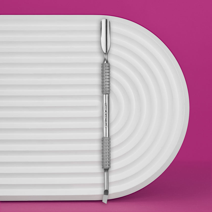 Staleks Cuticle Pusher - Left Handed Nail Techs